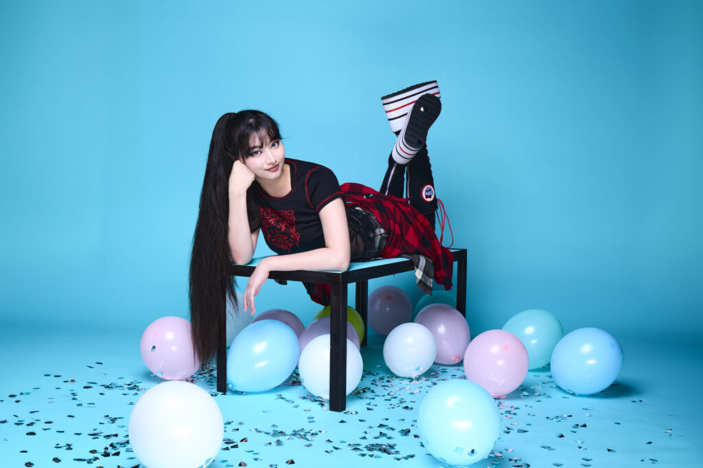 Sarina_BreakOut_BlueLandscape1